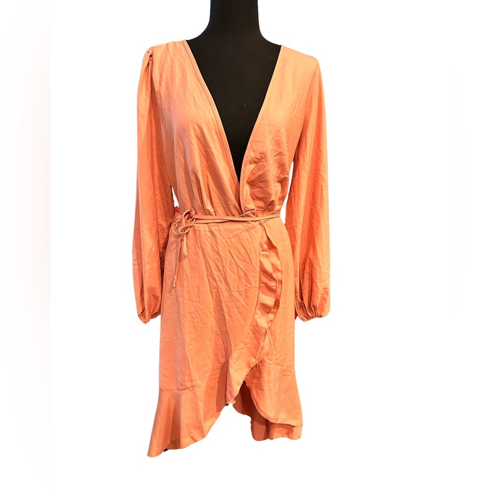 Women’s BOOHOO coral wrap dress